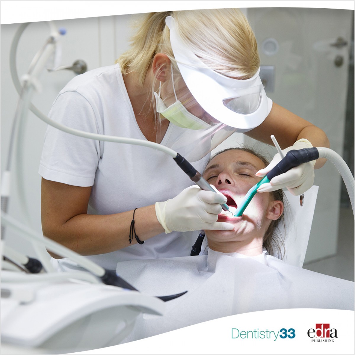 Cleaning efficiency of irrigation techniques in simulated complex root canal systems Dentistry33